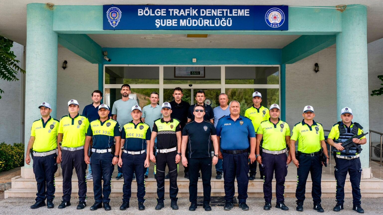 İl Emniyet Müdürü Çağlar’dan Bölge Trafik Denetleme Şube Müdürlüğü’ne ziyaret Il emniyet muduru caglardan bolge trafik denetleme sube mudurlugune ziyaret t6RyJuWJ