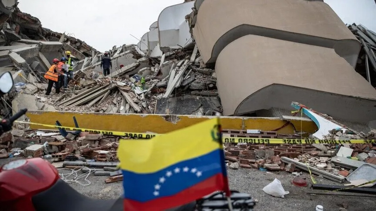 Venezueladaki depremde olu sayisi 5 bini gecti aUy9d1w3